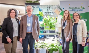 Manitoba Crop Alliance Makes Historic Investment in Agriculture in the Classroom – Manitoba