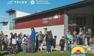 Agriculture in the Classroom – Manitoba Receives $20,000 grant from the TELUS Friendly Future Foundation to Inspire the Next Generation Through Amazing Agriculture Adventure