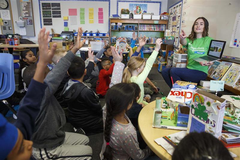 Canadian Agricultural Literacy Month (CALM)